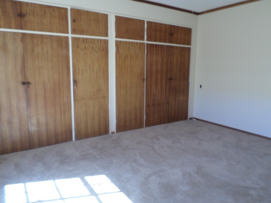 5 Bedroom Property for Sale in Ventersdorp North West